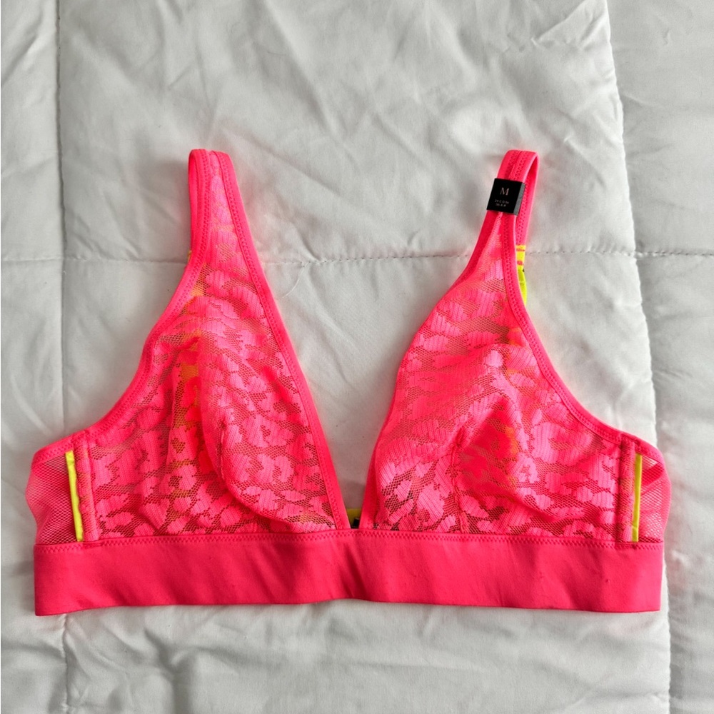 Victoria’s Secret vibrant Pink Lace Bralette
